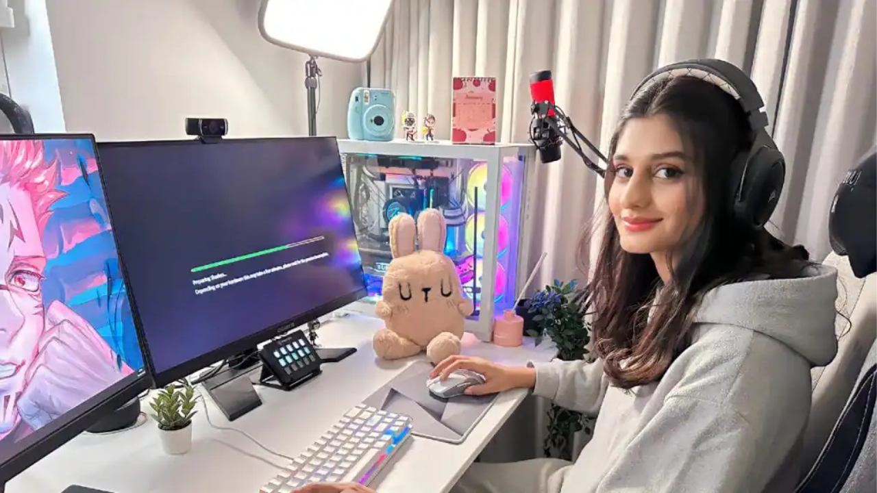 Who Is Payal? Only Female Top Gamer Among 6 Male Top Gamers