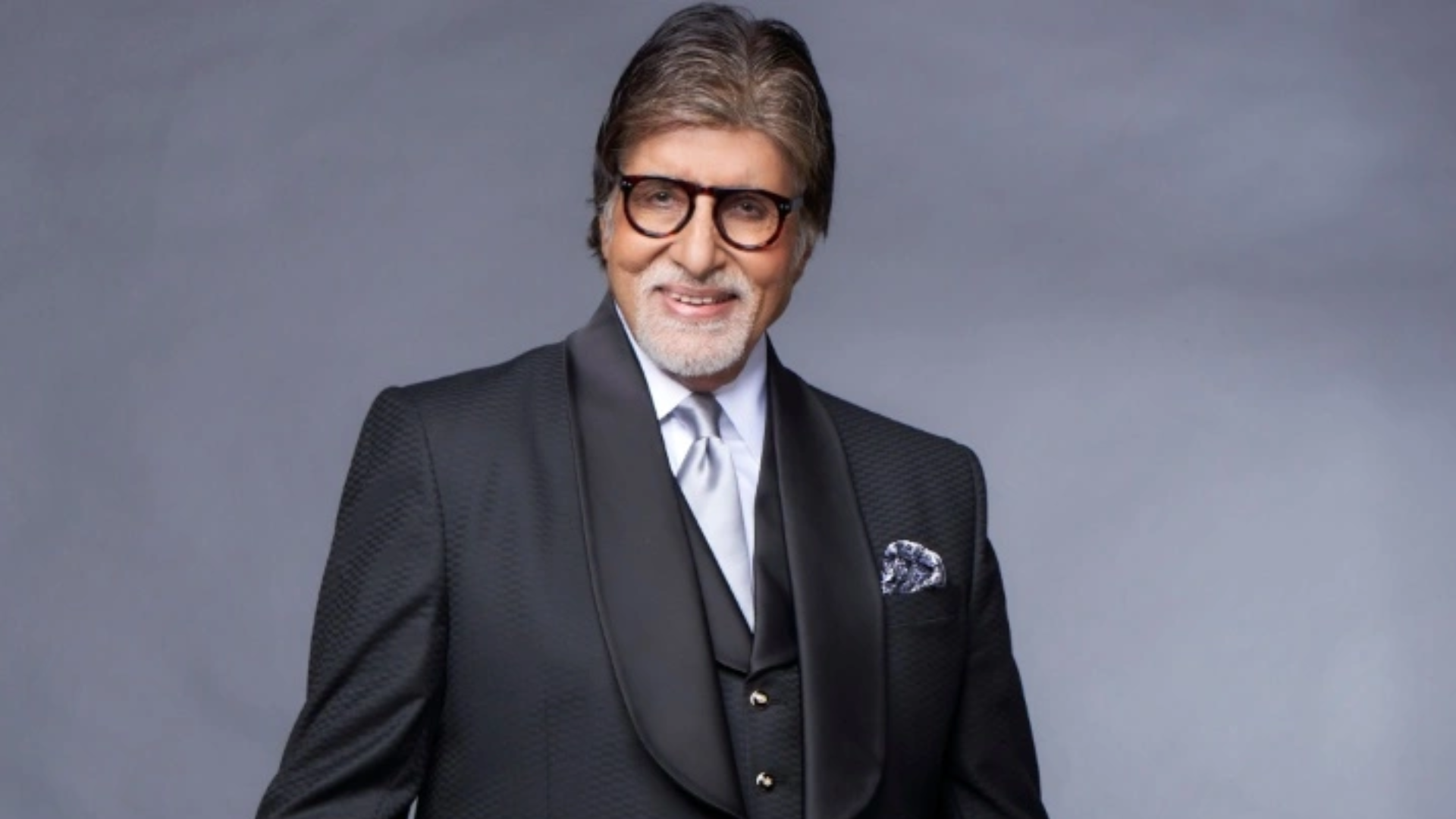 Amitabh Bachchan Recalls Jumping From A 30-Foot Cliff With No Safety Harness: “If You Were Fortunate…”