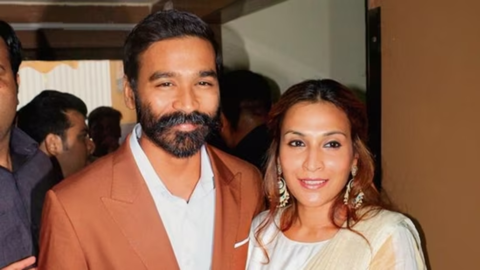 Actor-Director Dhanush and Aishwarya Rajnikanth Officially File For Divorce Two Years After Separation