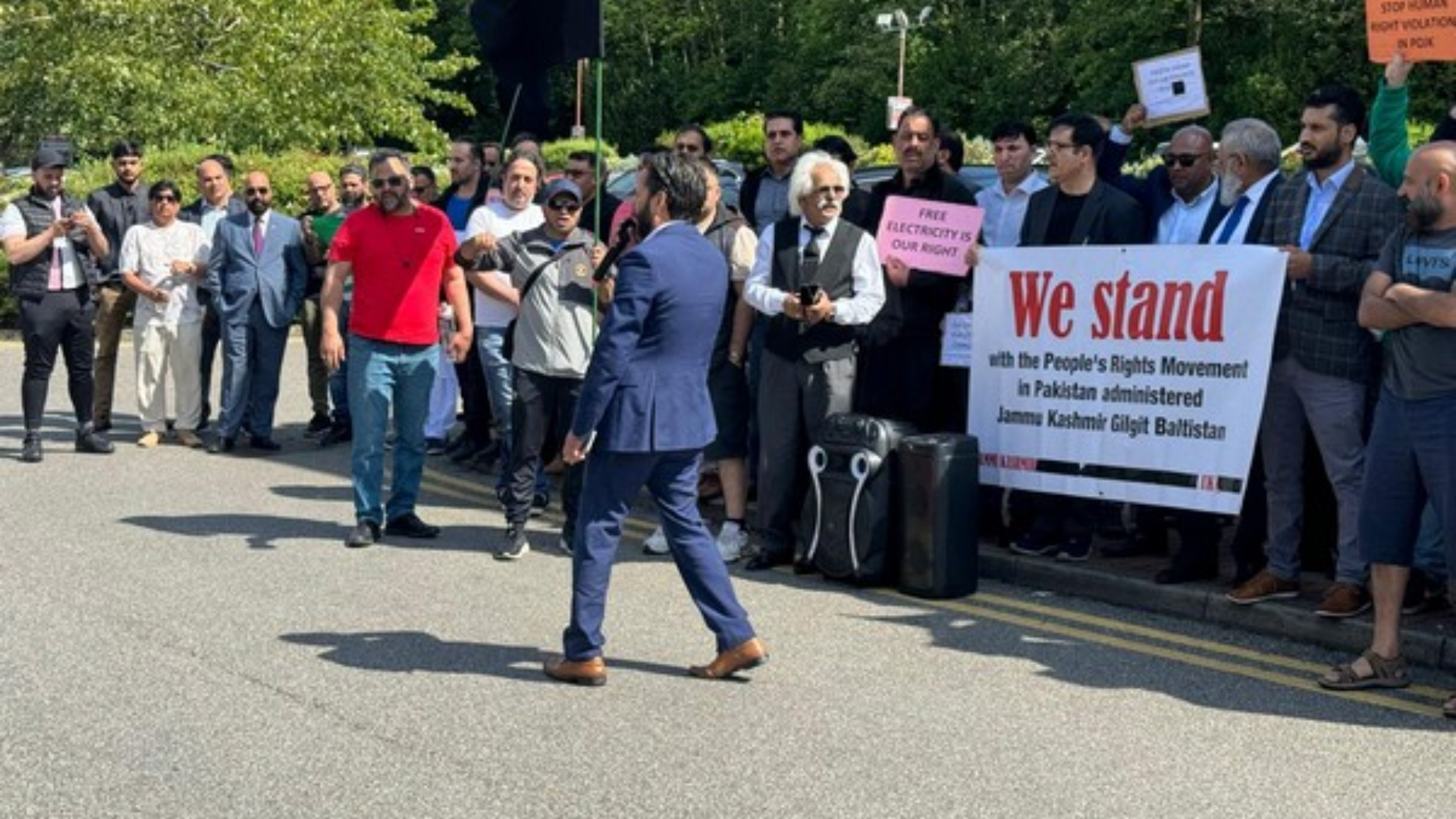 Kashmiris Rally Outside Pakistani Consulate In UK Amid Ongoing Unrest In PoJK