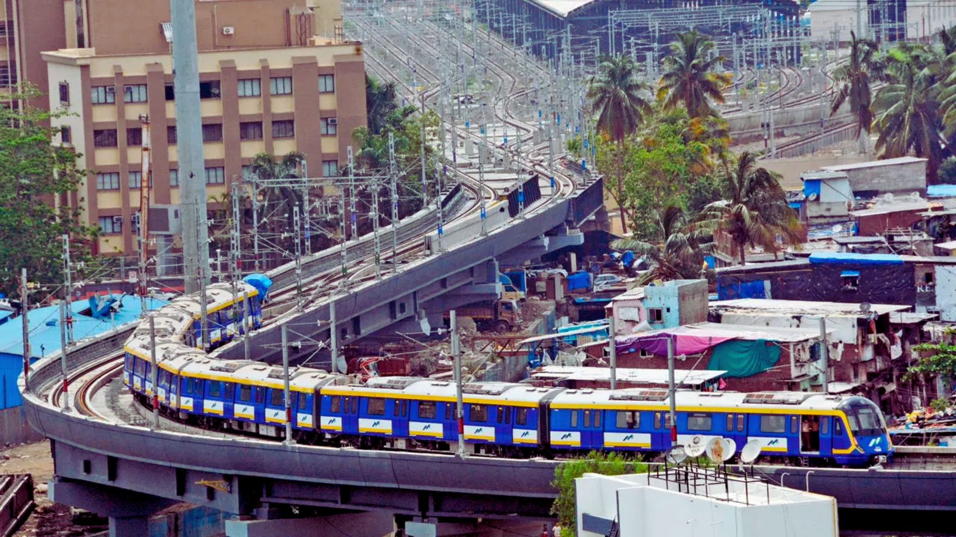 Mumbai Metro To Experience Partial Closure From 6pm : Guidelines Issued For Train And Air Passengers