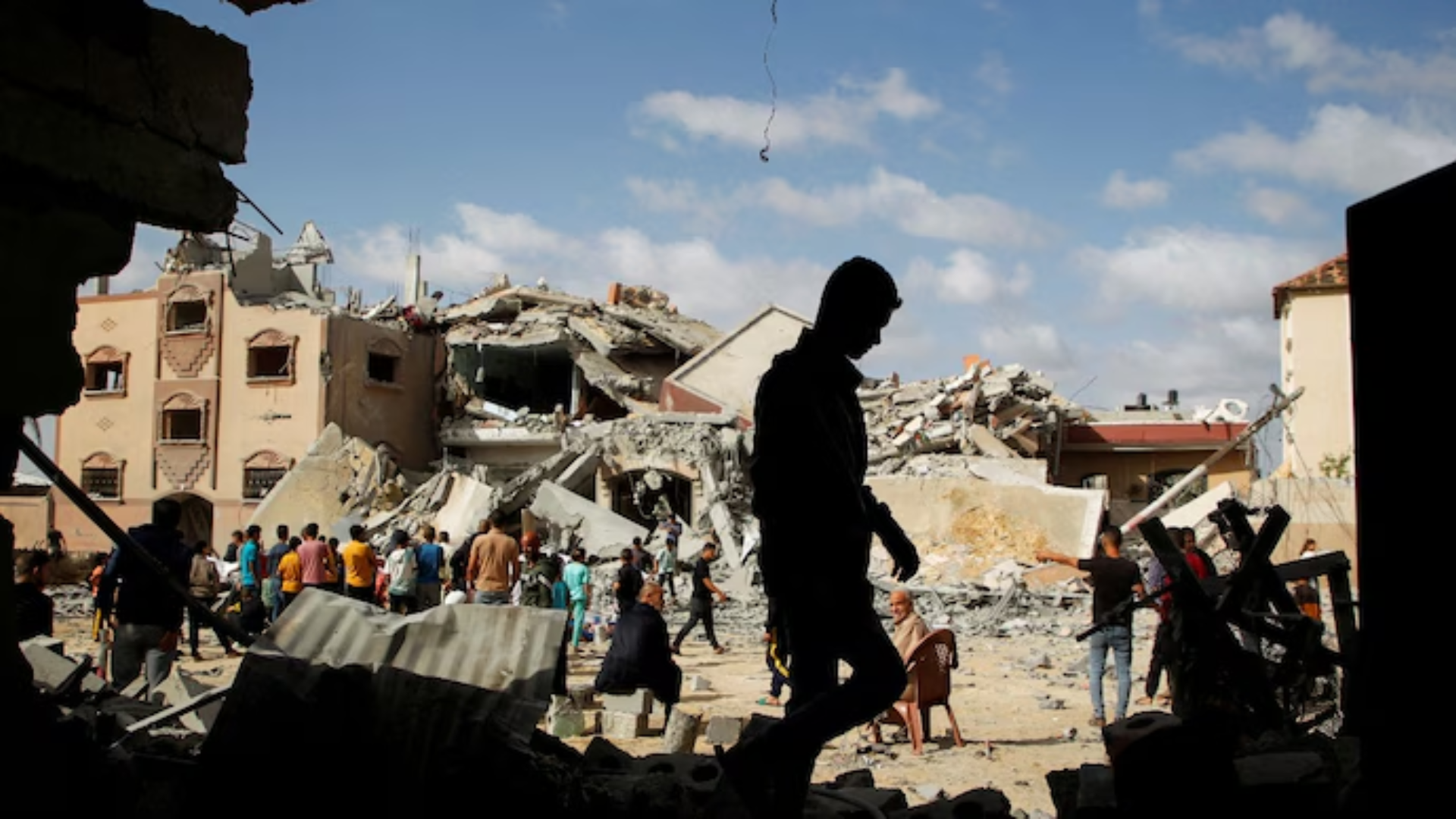 Deadly Israeli Air Strikes Claim 19 Lives in Gaza’s Rafah Following Hamas Rocket Attacks