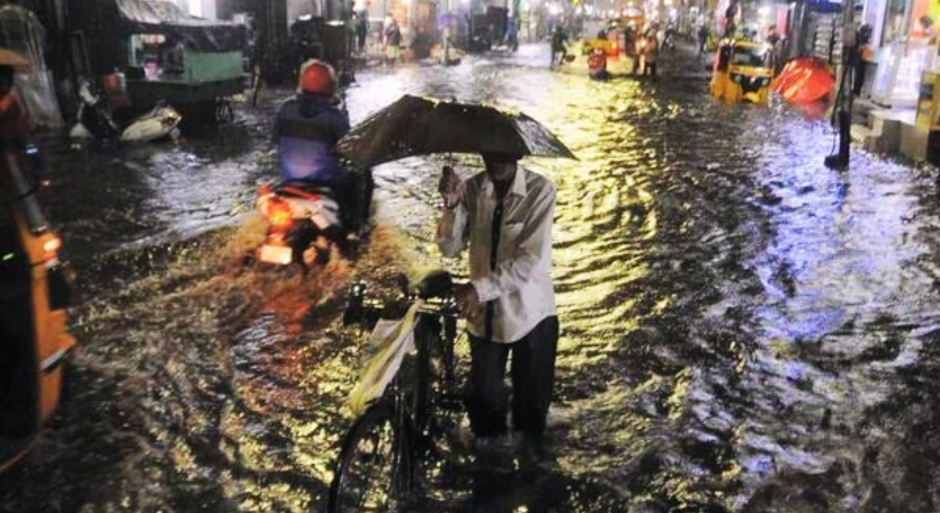 IMD Forecasts Continued Heavy Rainfall in South Peninsular India Until May 23- Deets Inside!