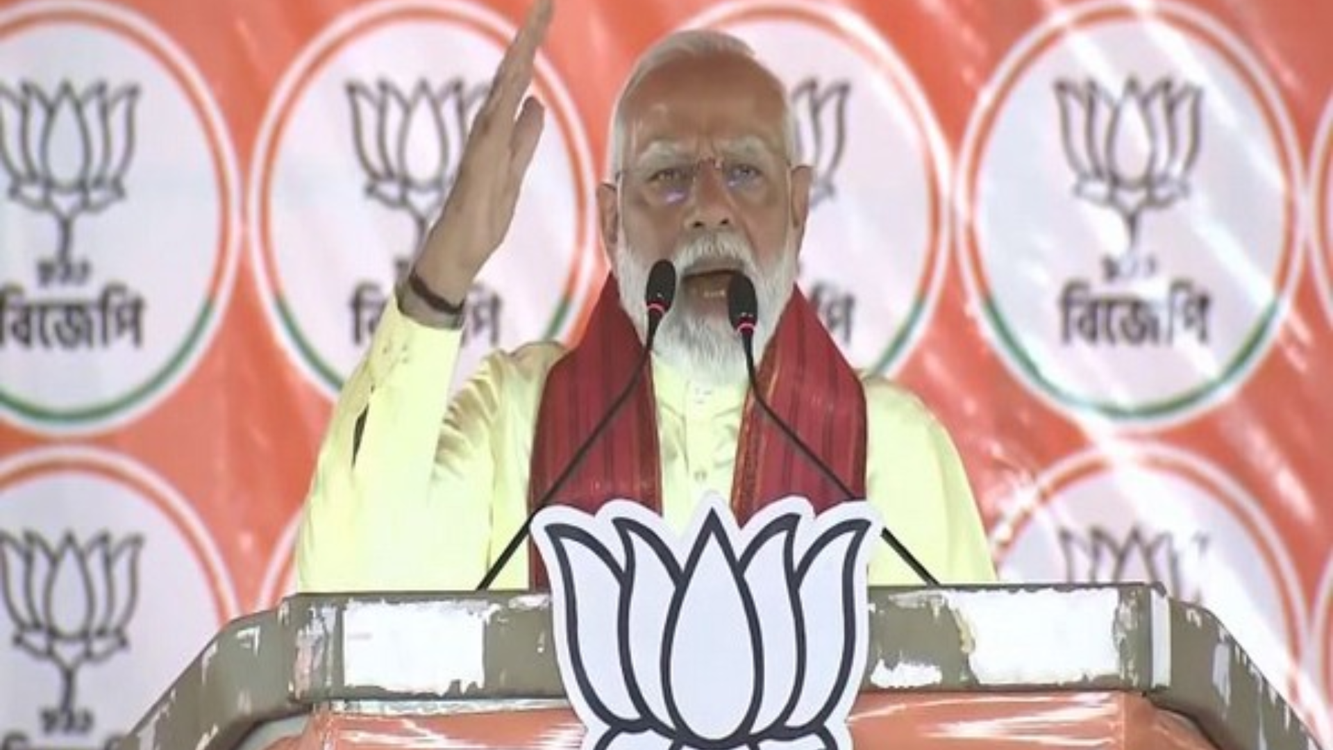 PM Modi Optimistic for BJP’s Stronger Victory in West Bengal, Slams Congress and TMC Policies During Public Rally in Barrackpore