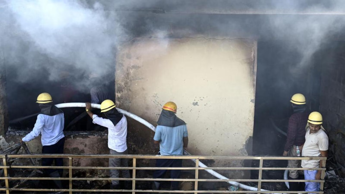 Maharashtra: Fire Breaks Out At Diaper Factory In Bhiwandi