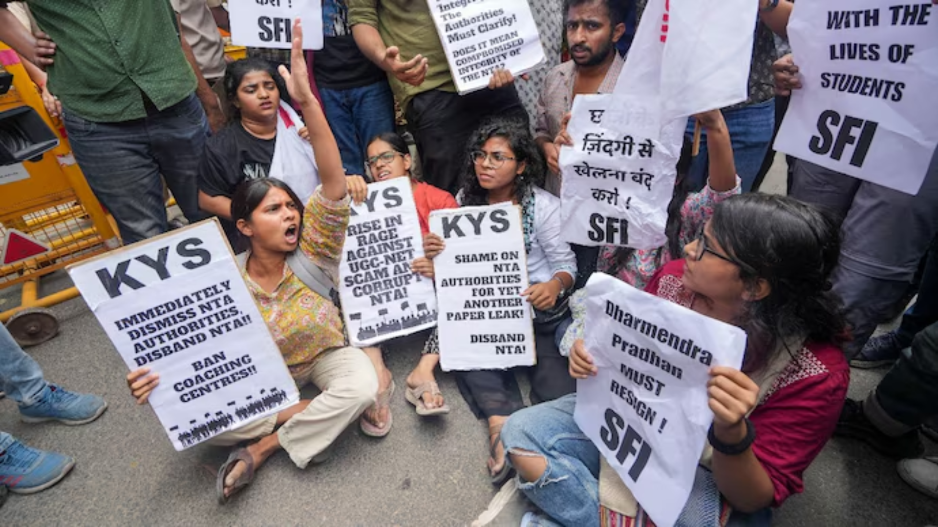 NEET Paper Leak Case: CBI Arrests Manish Prakash And Ashutosh Kumar, Marking It’s First Arrest In The Case