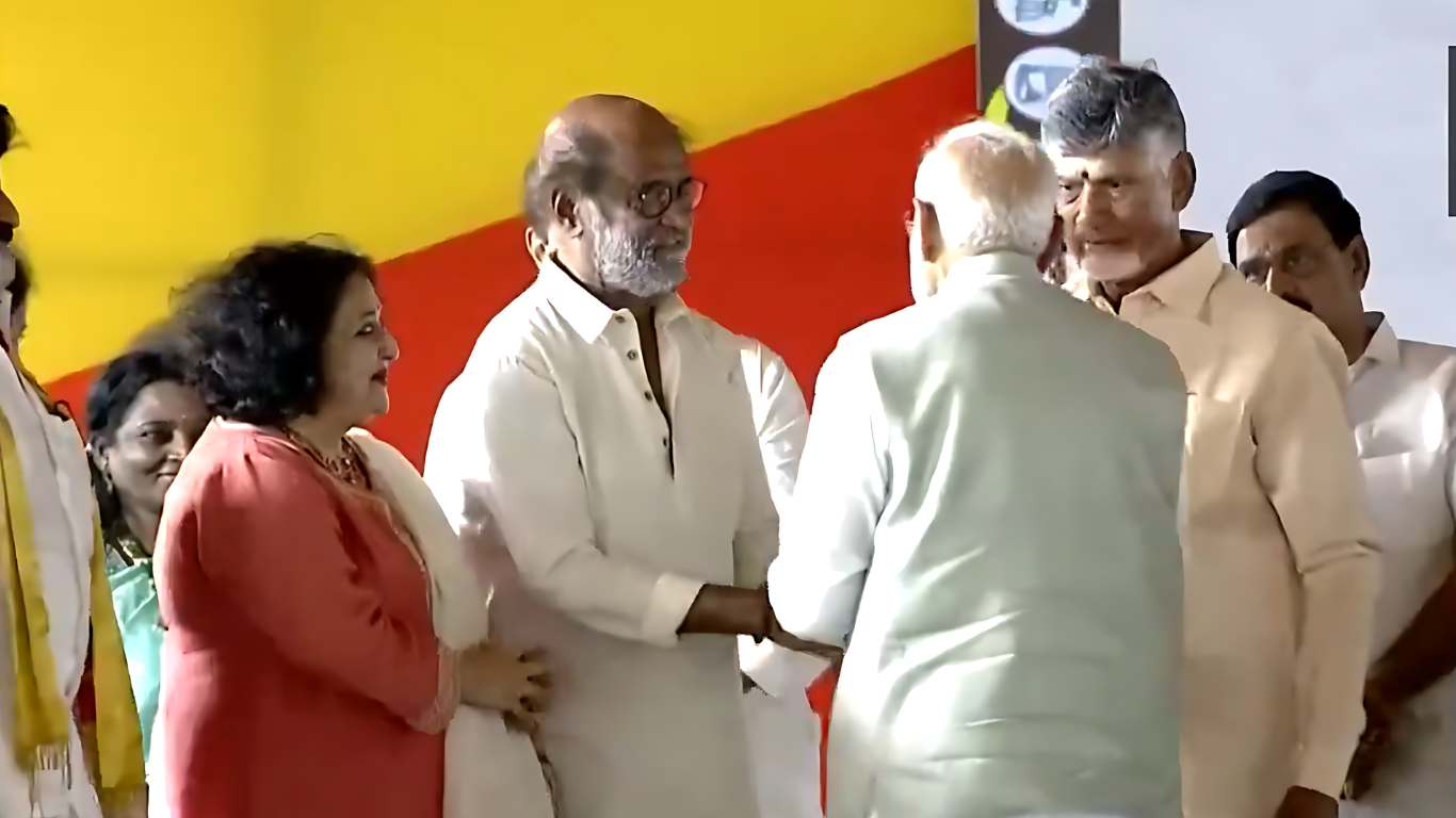 Superstar Rajinikanth and Actor Chiranjeevi Attend Chandrababu Naidu’s Swearing-In Ceremony as Andhra Pradesh Chief Minister