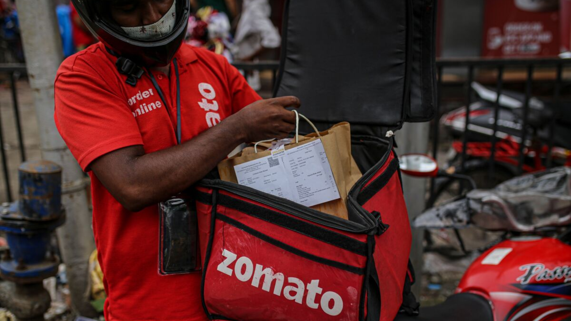 Why Does Zomato Advise Its Customers To Refrain From Ordering In The Afternoon?