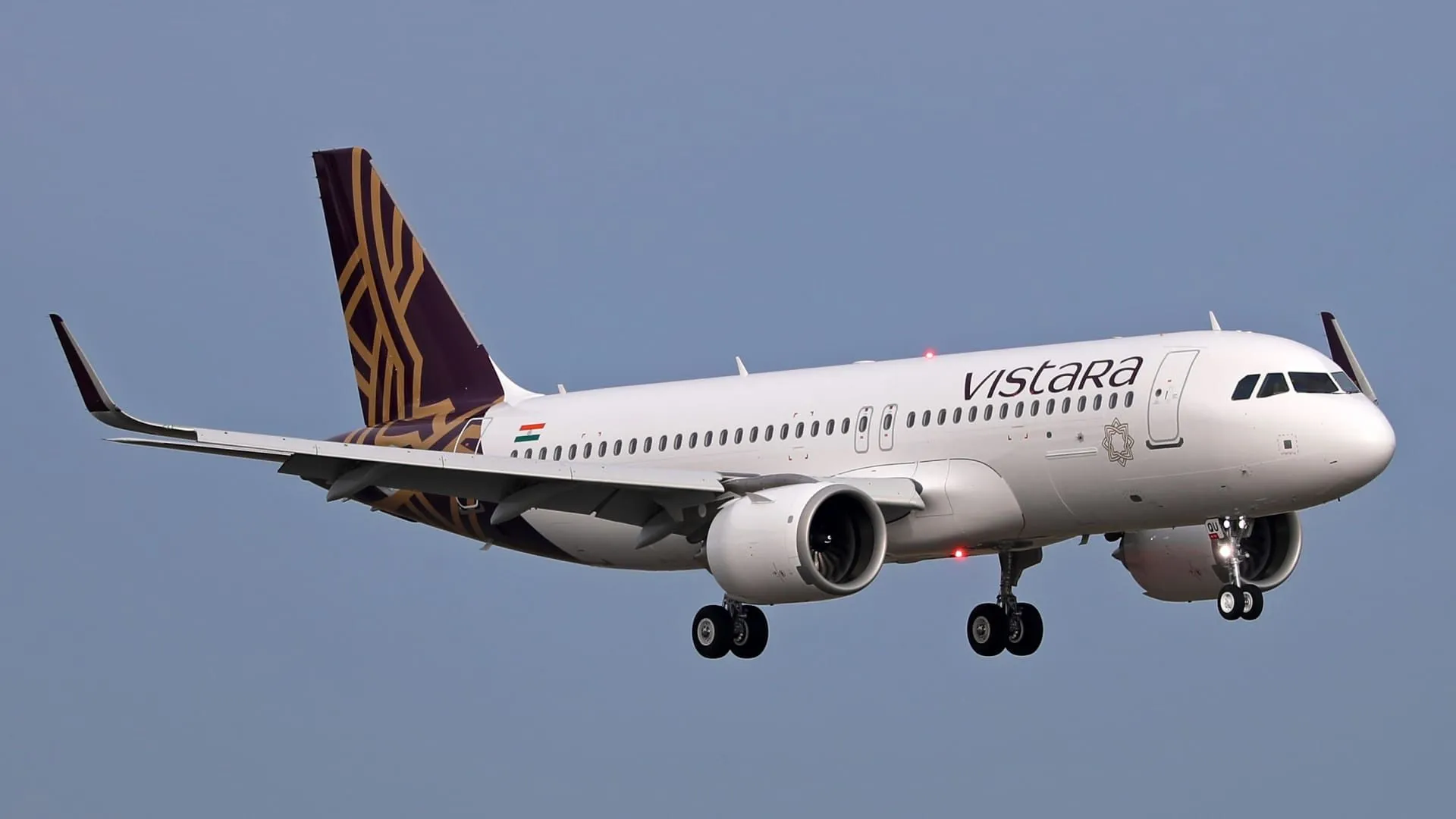 Vistara Airlines Bids Adieu, Netizens Bid Emotional Farewell As Airline Flies Final Flights