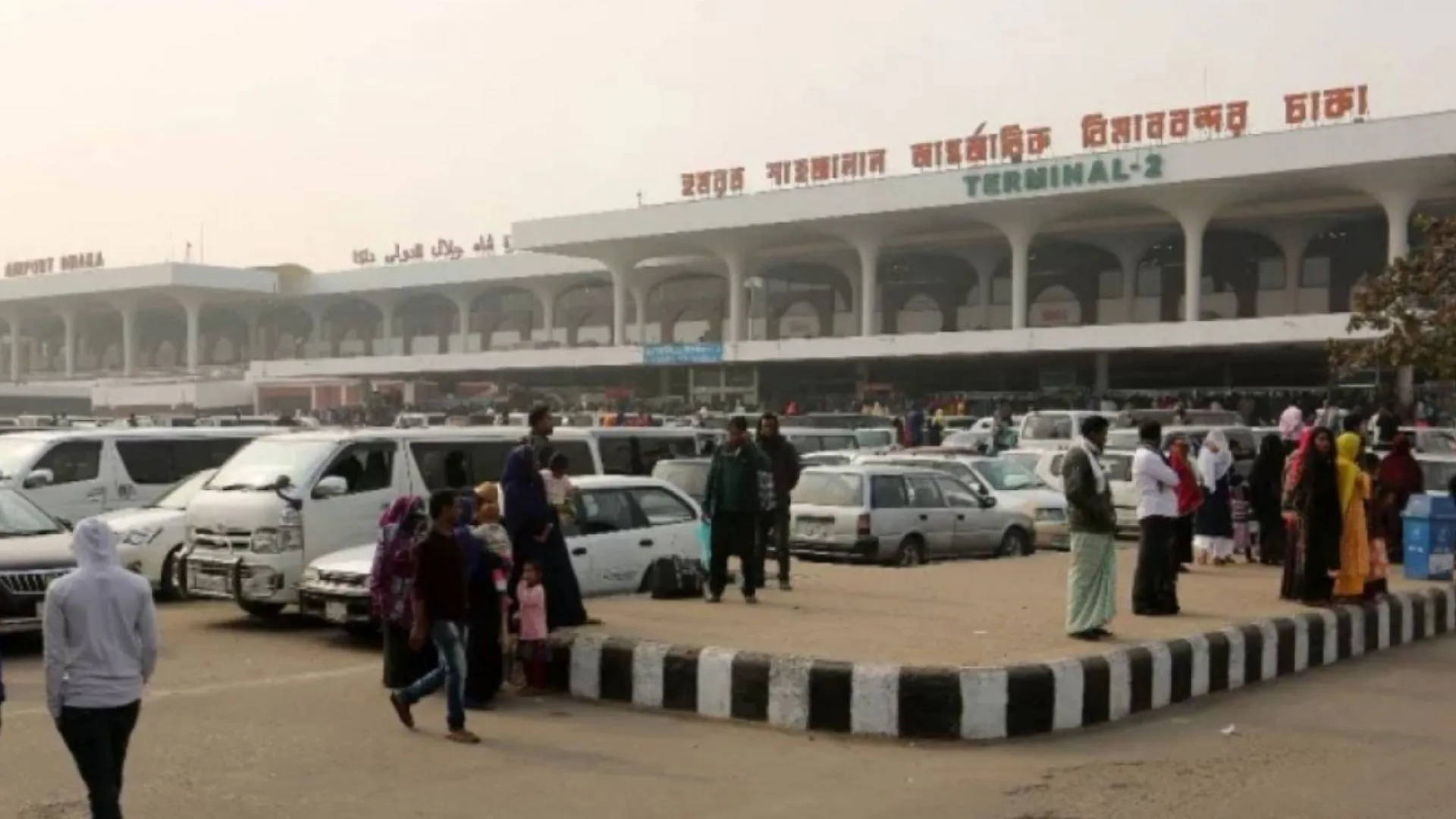 Passenger Traffic Drops As Flights From Bangladesh To Kolkata Dwindle Amid Crisis, Traders Affected