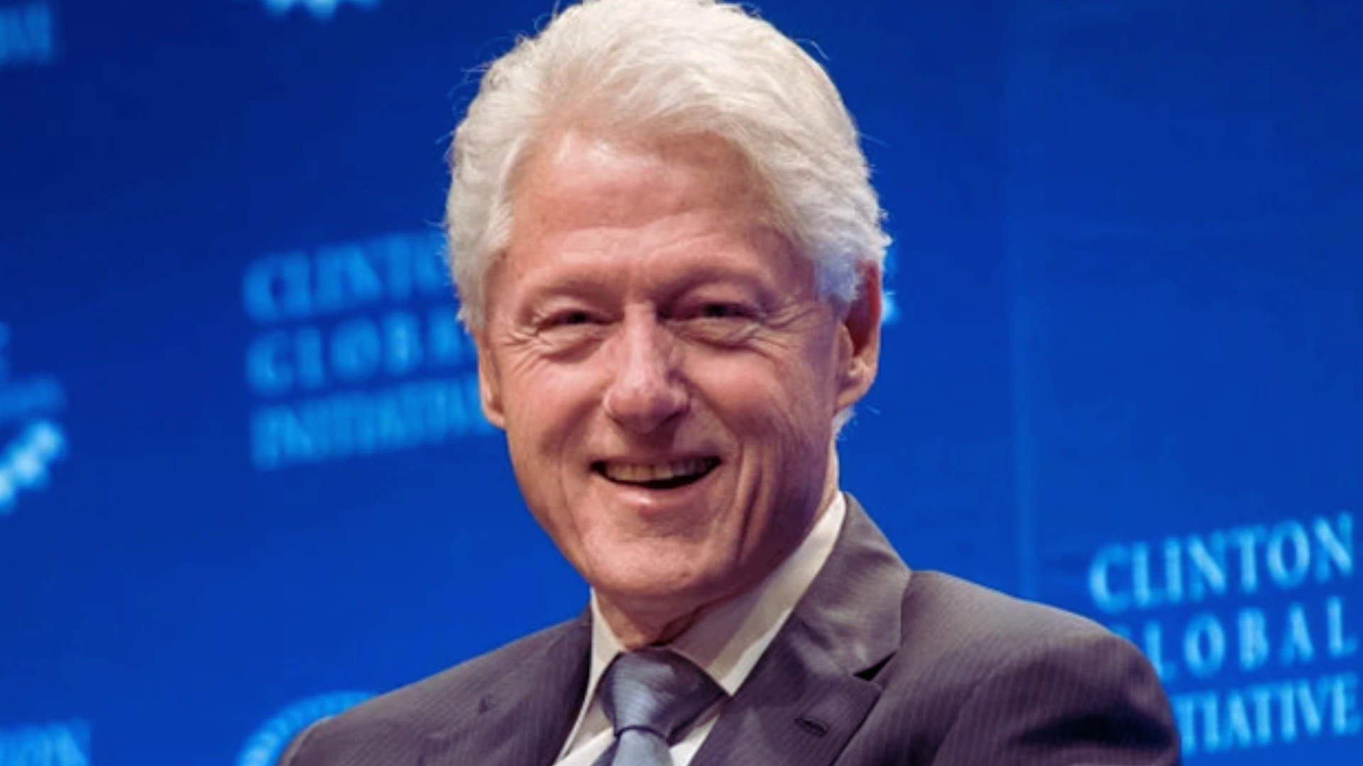 He Looks Like A Bag Of Bones: Is Bill Clinton Secretly Losing Battle Against Parkinson’s Disease? Insiders Expose His Health Crisis