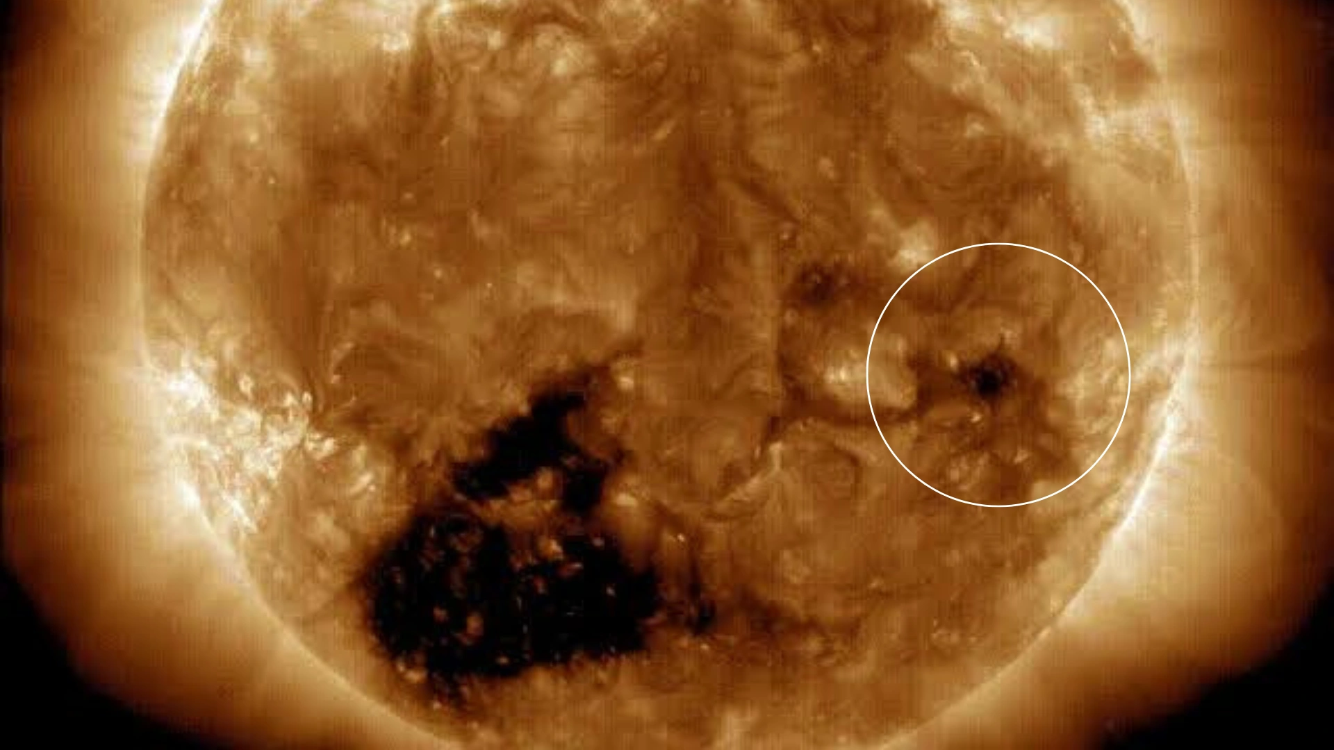 Massive 500,000-Mile Coronal Hole on the Sun to Blast Solar Winds Toward Earth, Triggering Auroras