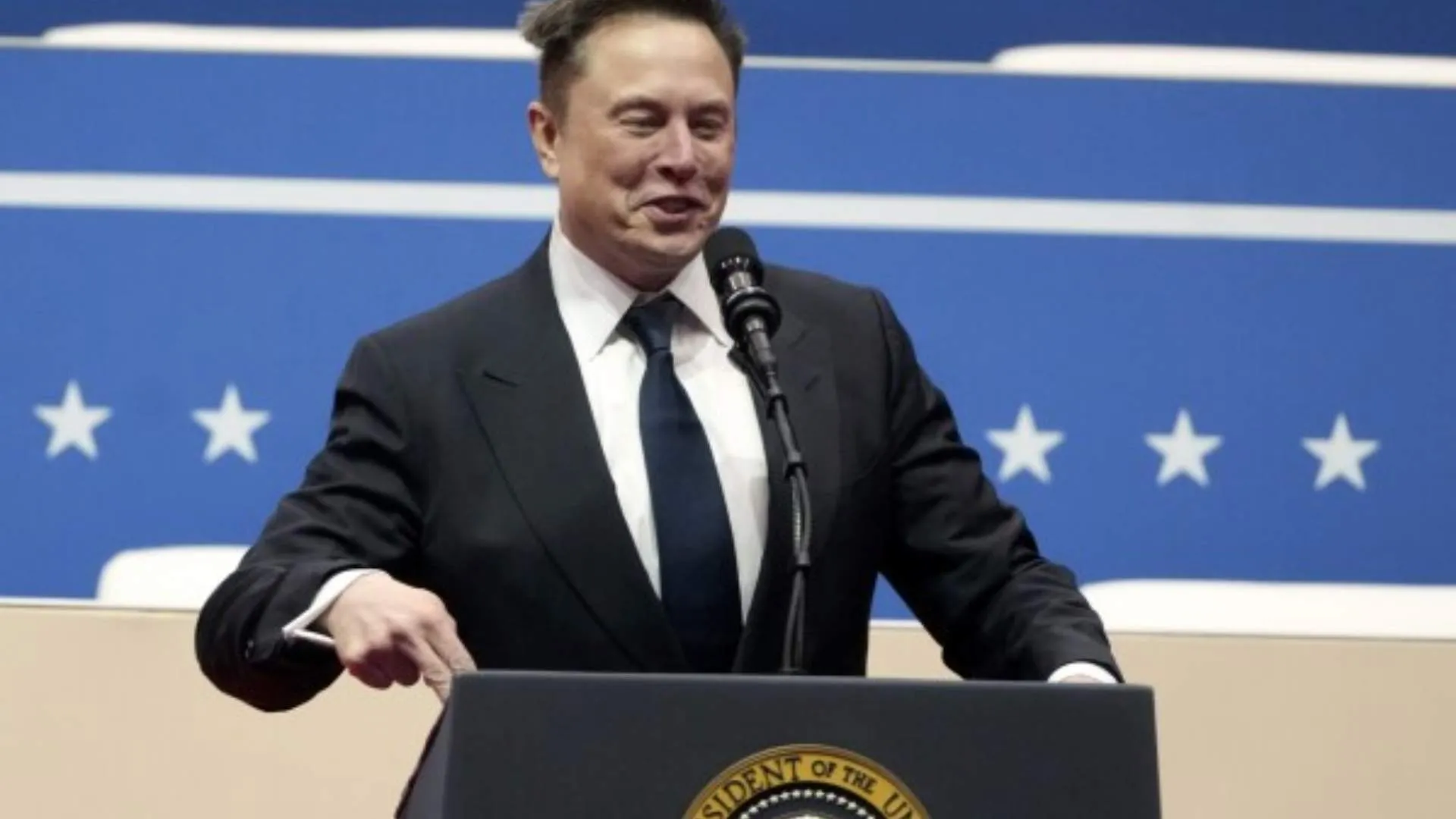 Elon Musk’s Next Move After USAID Shutdown: Targeting FEMA Over Alleged $59 Million Hotel Spend For Migrants