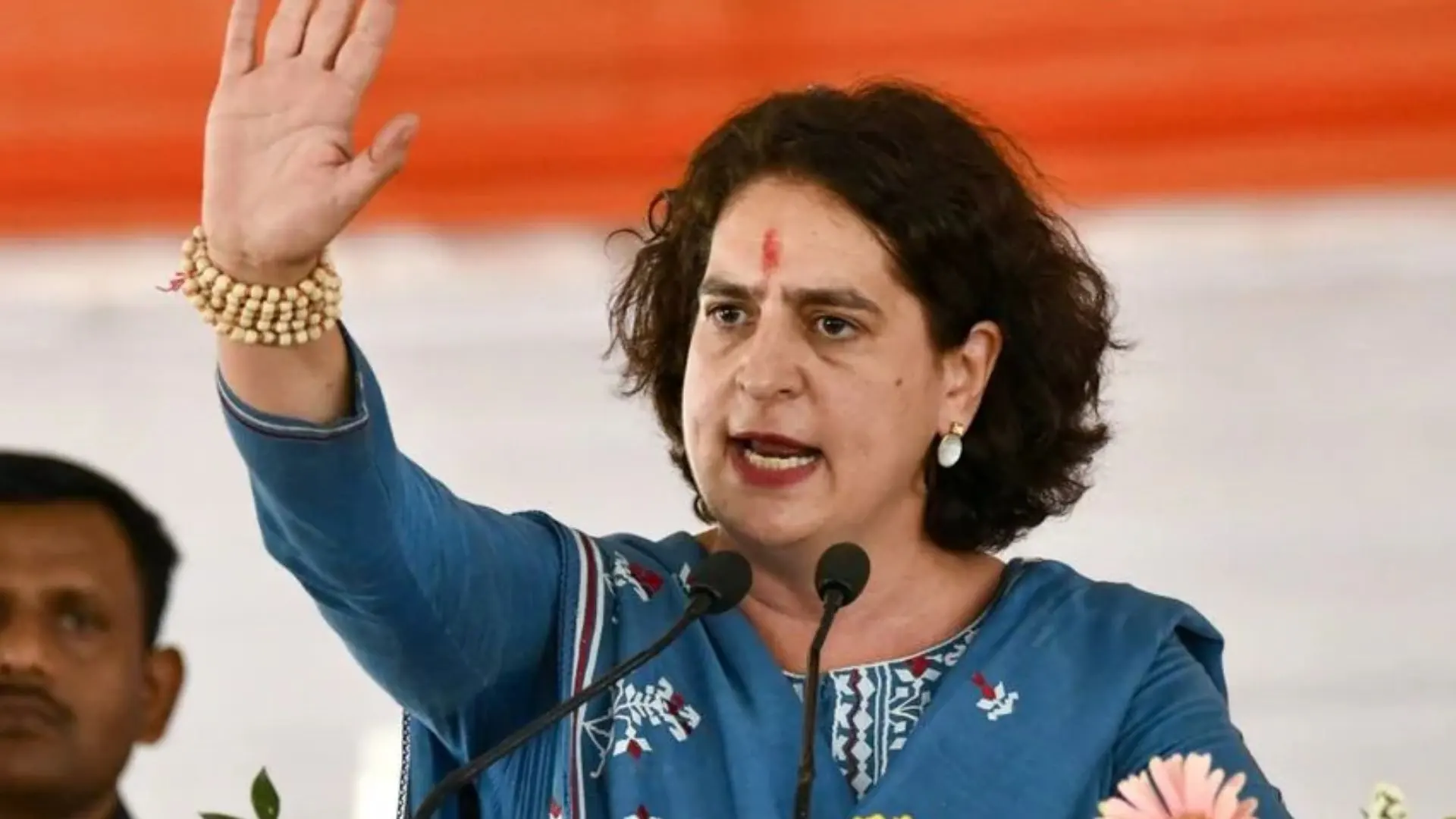 Priyanka Gandhi Slams Govt Over Deportation Of Indians In Shackles, Opposition Stages Protests Outside Parliament