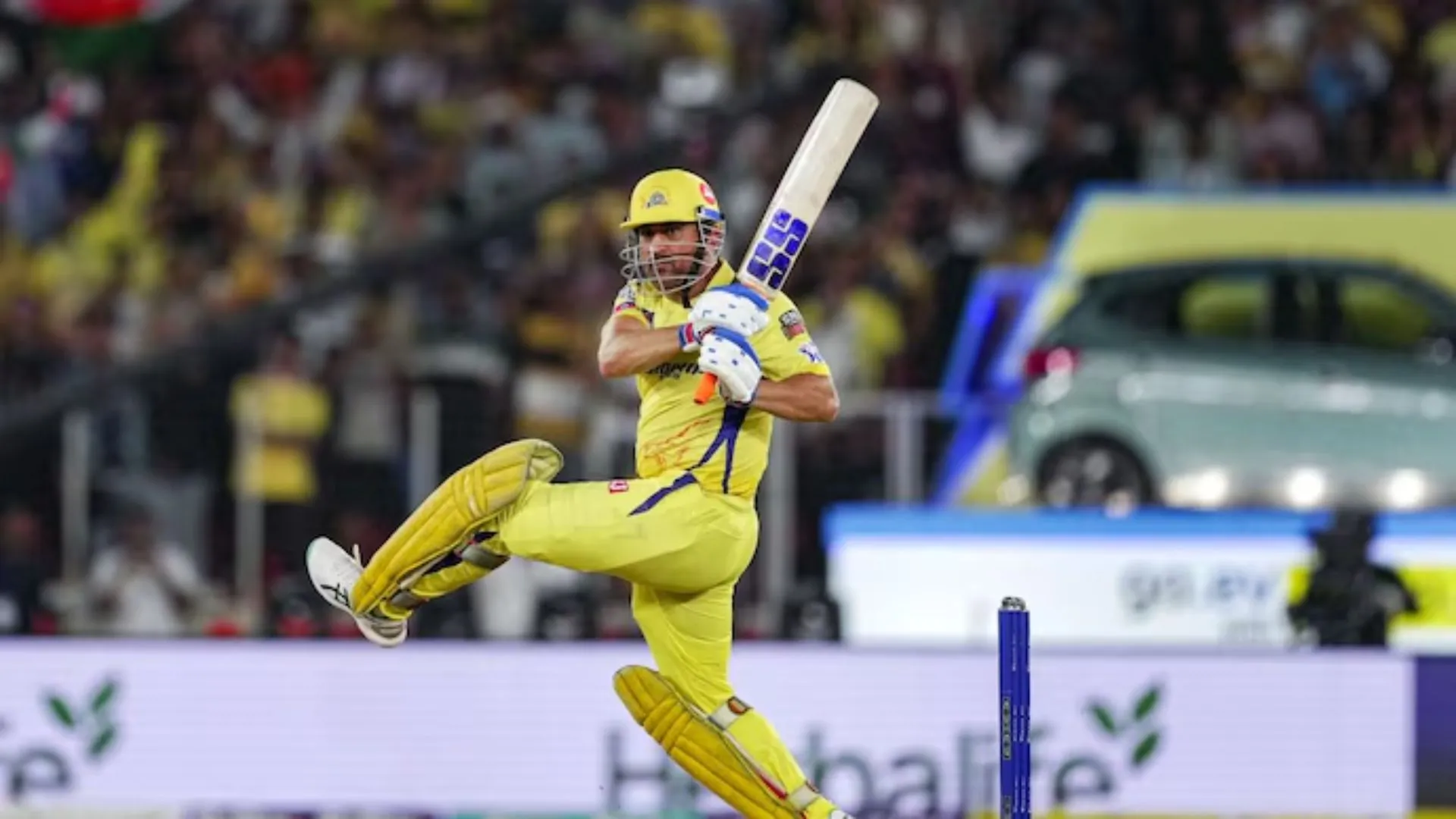 You Won’t Believe What 43-Year-Old MS Dhoni Just Did In IPL – History Made!