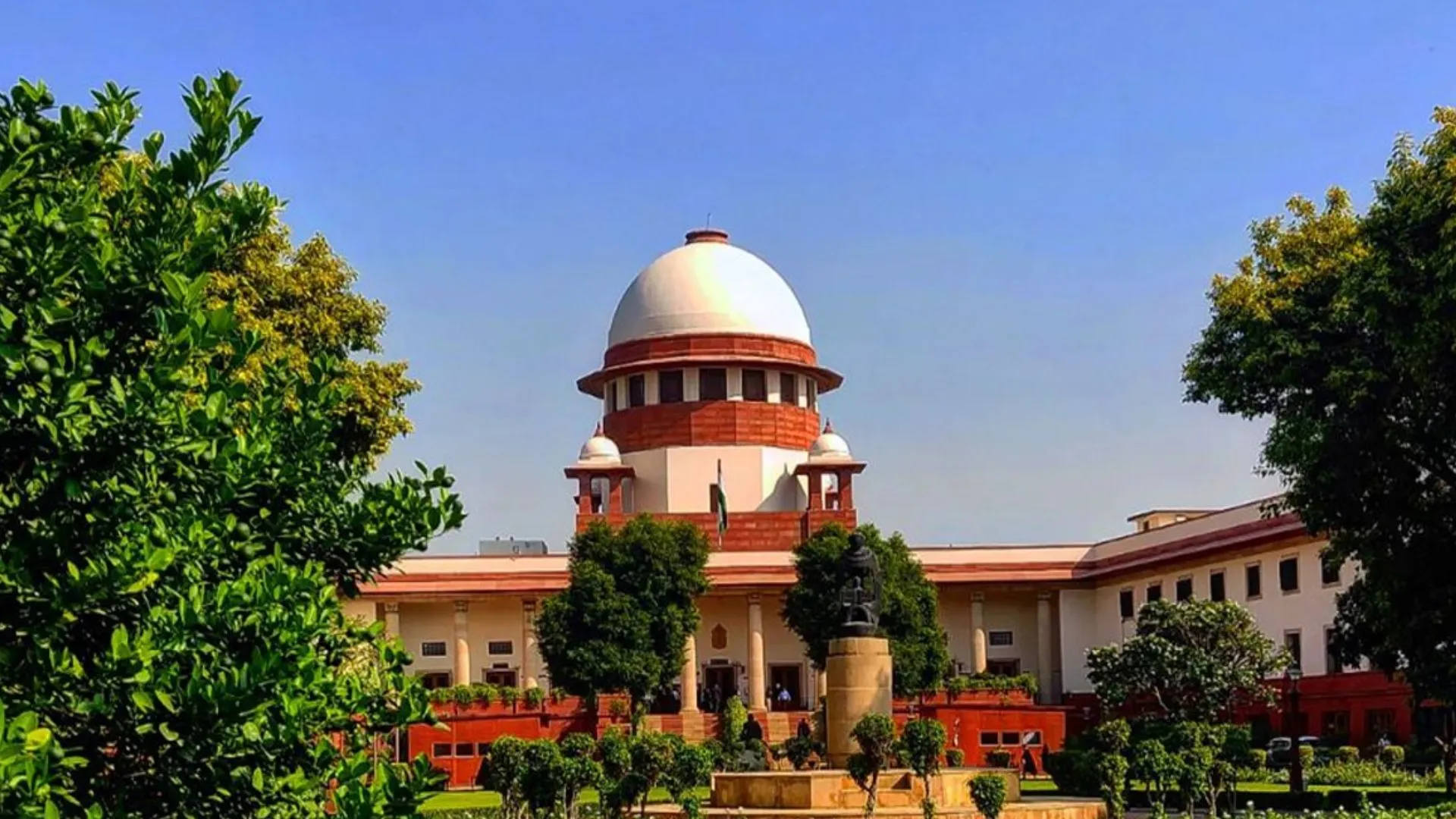 Supreme Court Declares Digital Access a Fundamental Right; Releases 20 Directions To Ease KYC For Visually Impaired And Acid Attack Victims