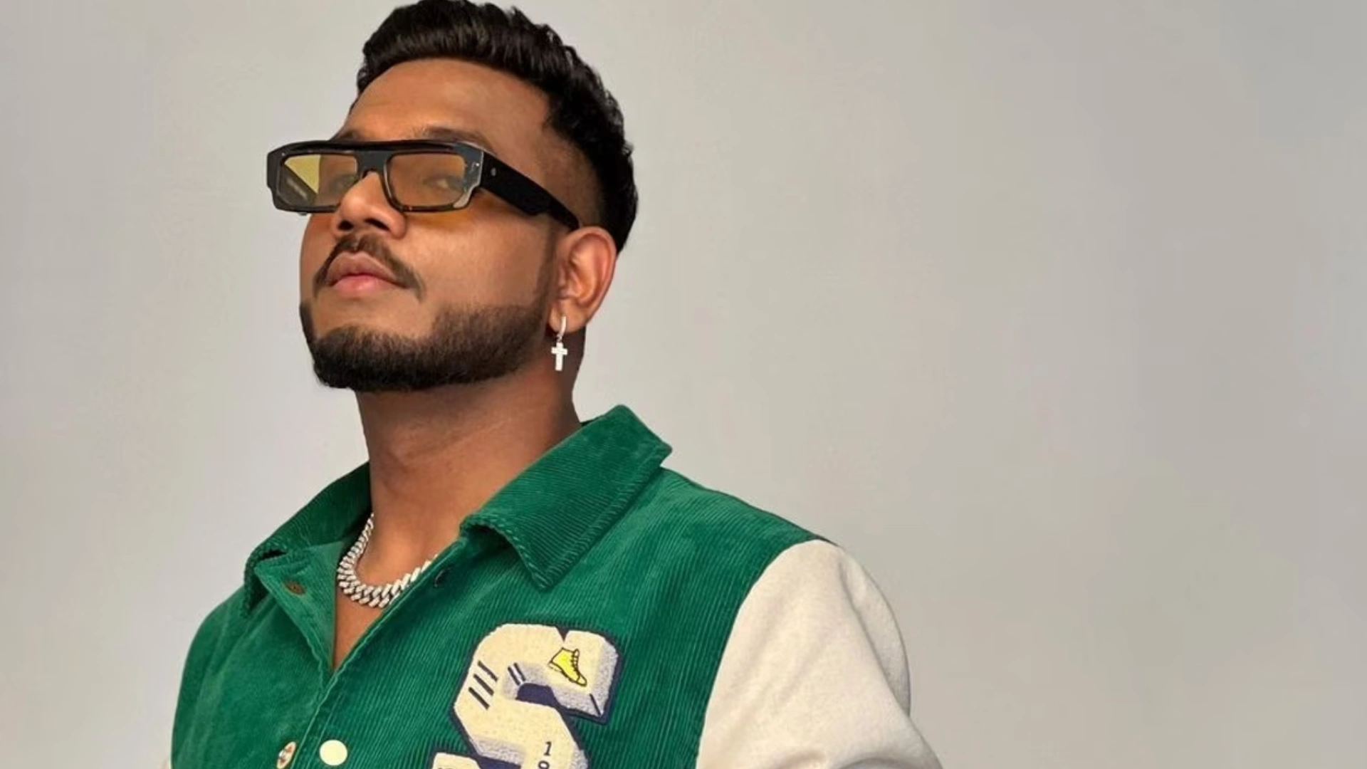 King To Set The Stage On Fire Ahead Of DC vs MI Clash At Arun Jaitley Stadium