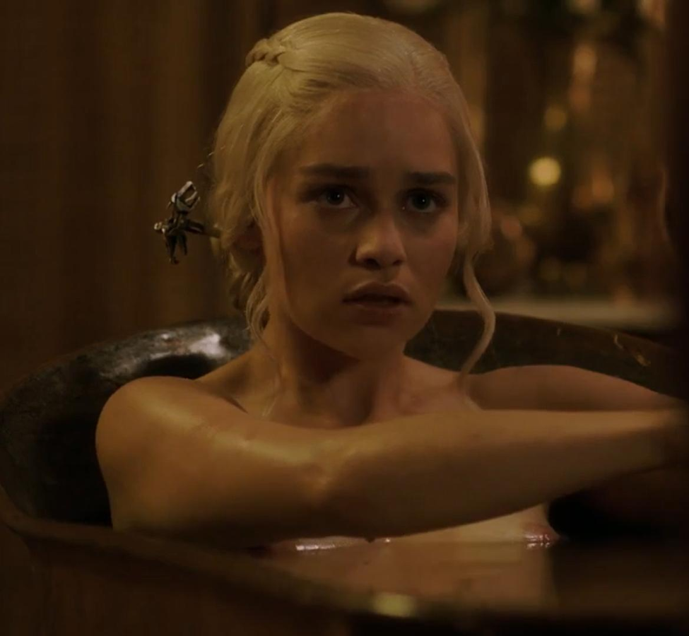 Daenerys's Bathing Scene
