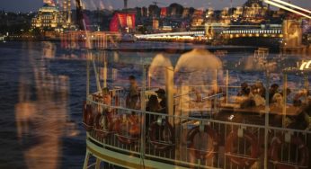 Hot Air Balloon Crash in Central Turkey Leaves Pilot Dead and 19 Tourists Injured