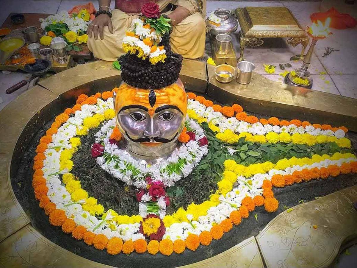 Trimbakeshwar Jyotirlinga (Nashik, Maharashtra)
