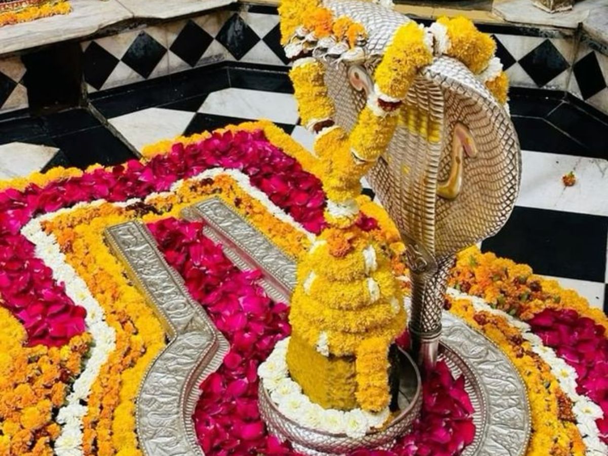 Nageshwar Jyotirlinga (Dwarka, Gujarat)