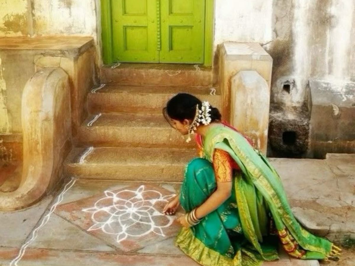 Color of Sawan Somvar