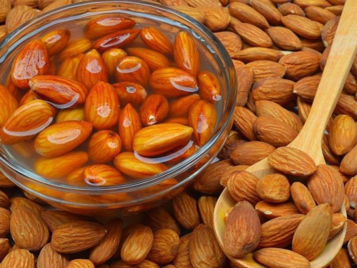 Soaked Almonds or Mixed Nuts