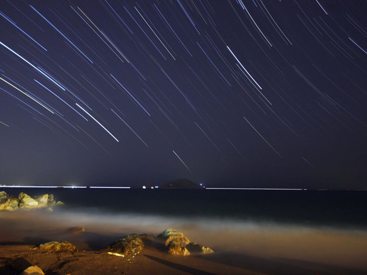 Peak Clashes with Bright Moon