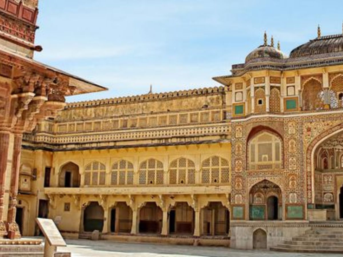 Sujan Rajmahal Palace