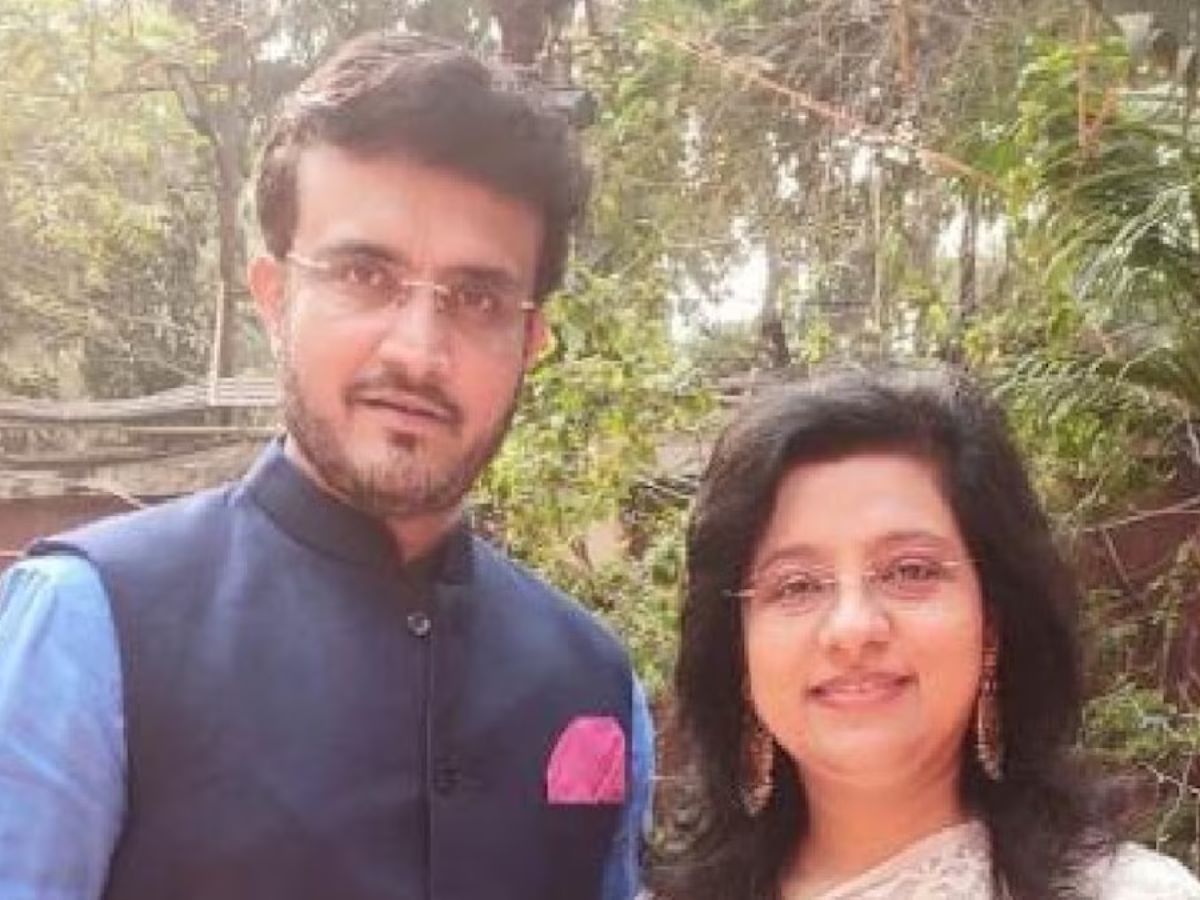 Young Sourav Ganguly and Dona Roy in the 90s.