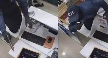 Viral Video | Bengaluru Jewellery Shop Robbery Caught On CCTV, Armed Robbers Escape With Gold Worth ₹18 Lakh In 30 Seconds