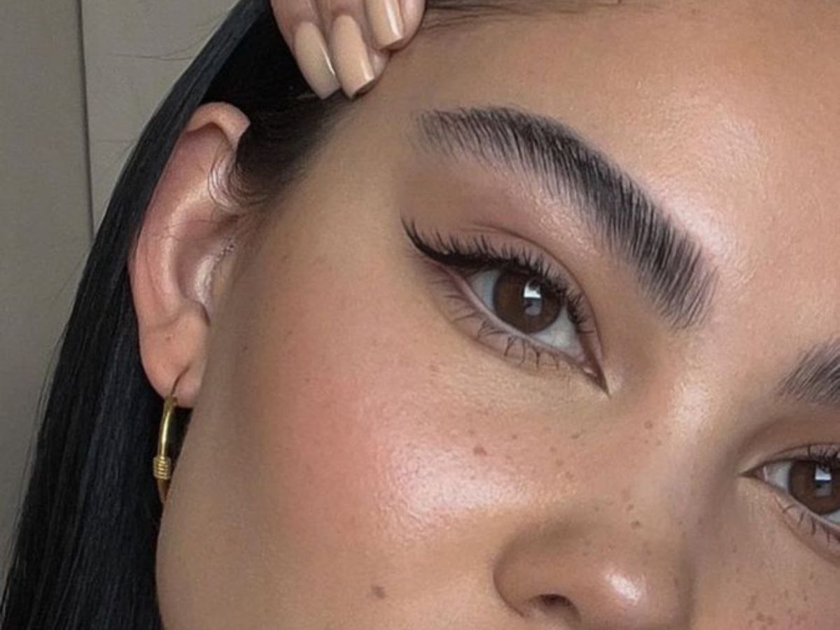 Bold Brows & Defined Eyes (No Liner)