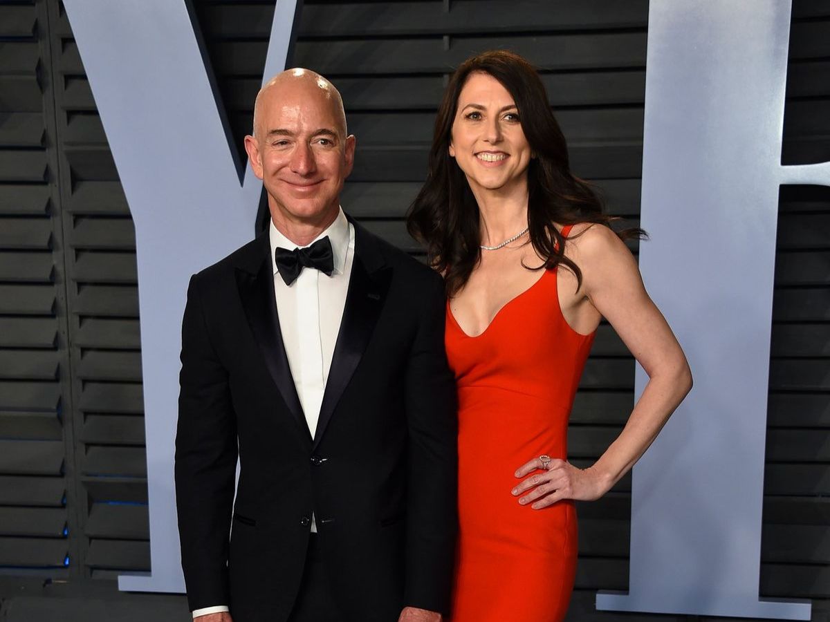 Jeff Bezos & MacKenzie Scott (Image credit- Pinterest)
