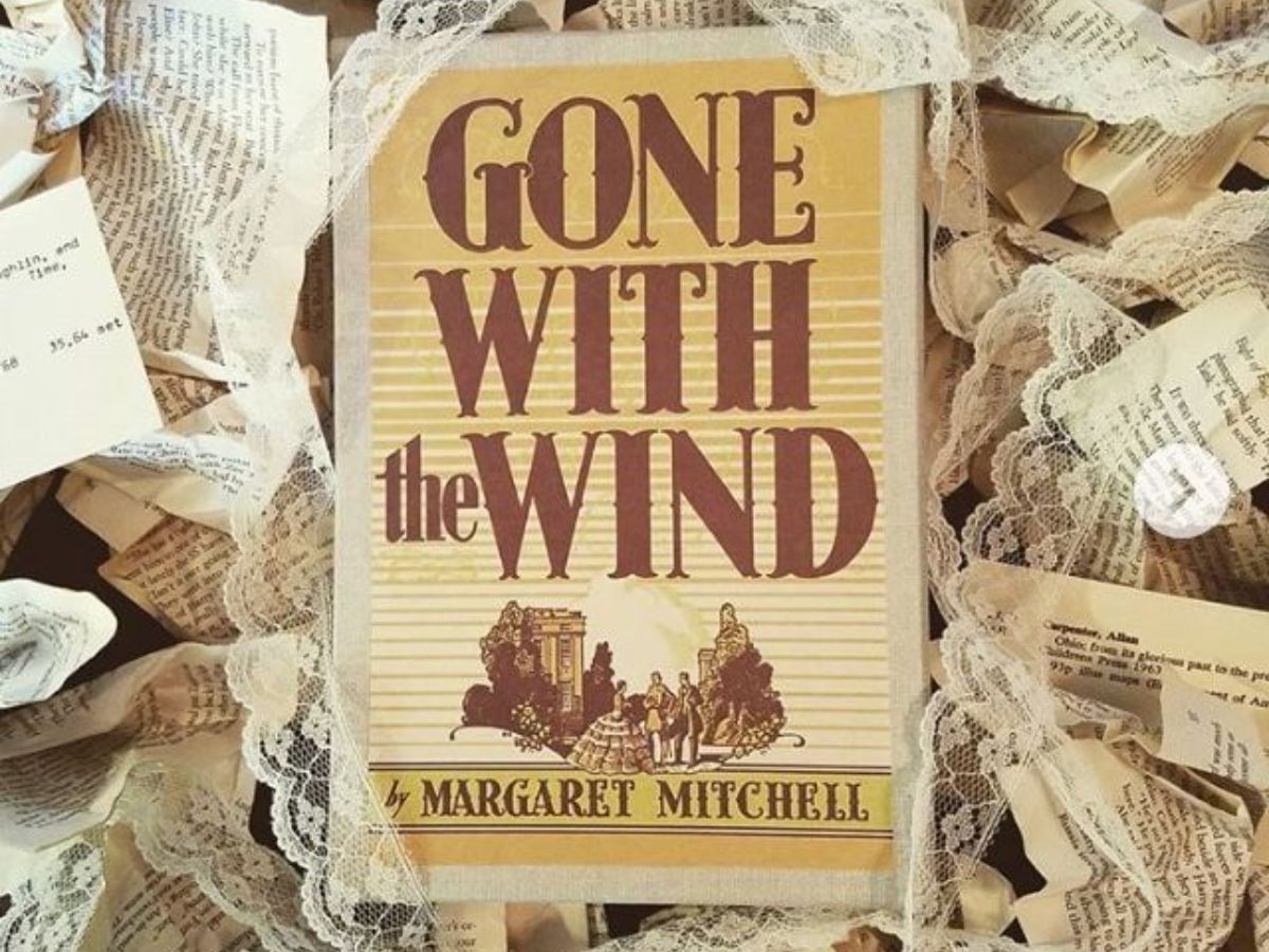 Gone With The Wind By Margaret Mitchell