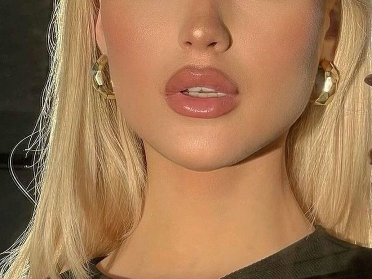 Matte Brown Liner & Peach Fuzz Centre