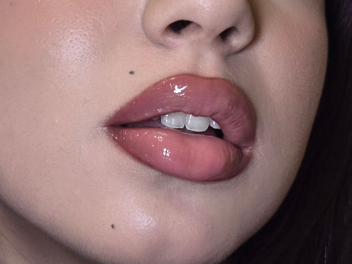 Overlined Nude With Milky Gloss