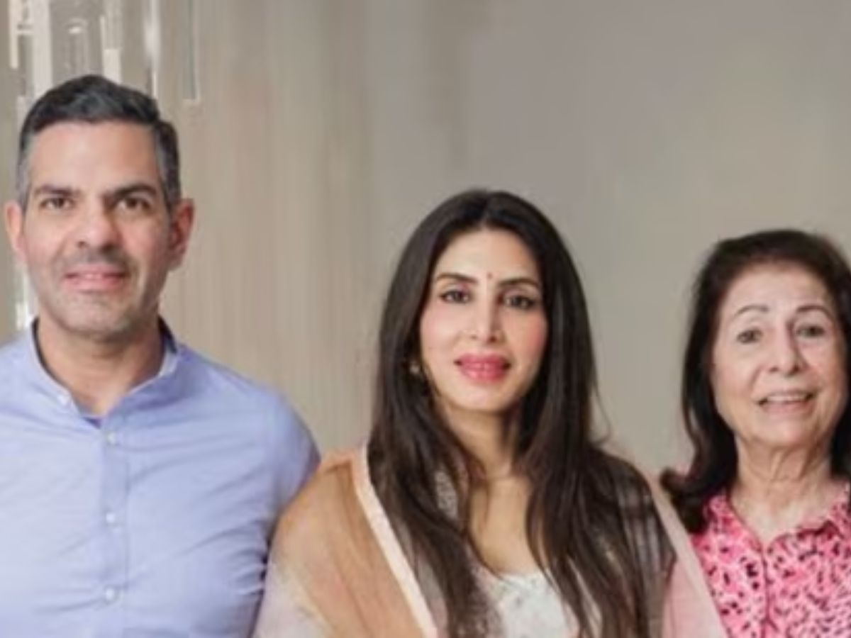 Rani Kapur Claims Sole Ownership