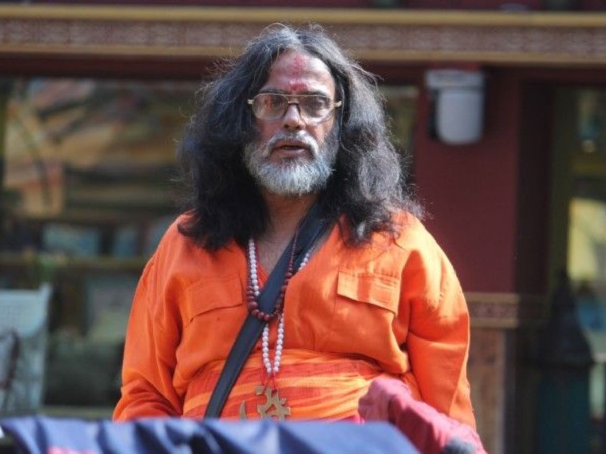 Swami Om's Disgusting Antics (Bigg Boss 10)
