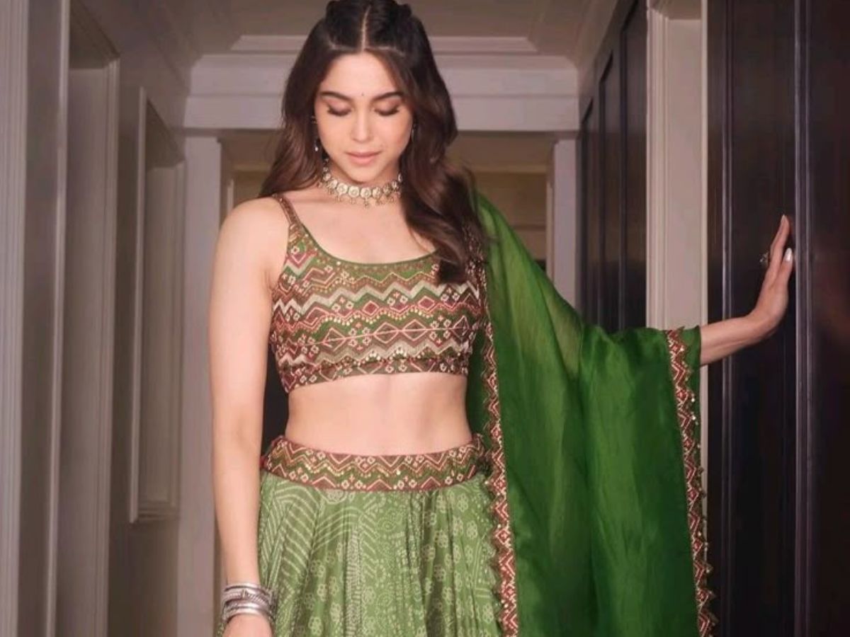 The Emerald Green & Gold Brocade Lehenga