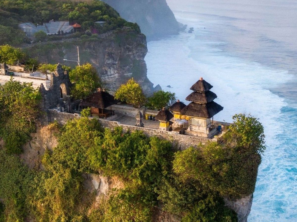 Uluwatu Temple (Indonesia)
