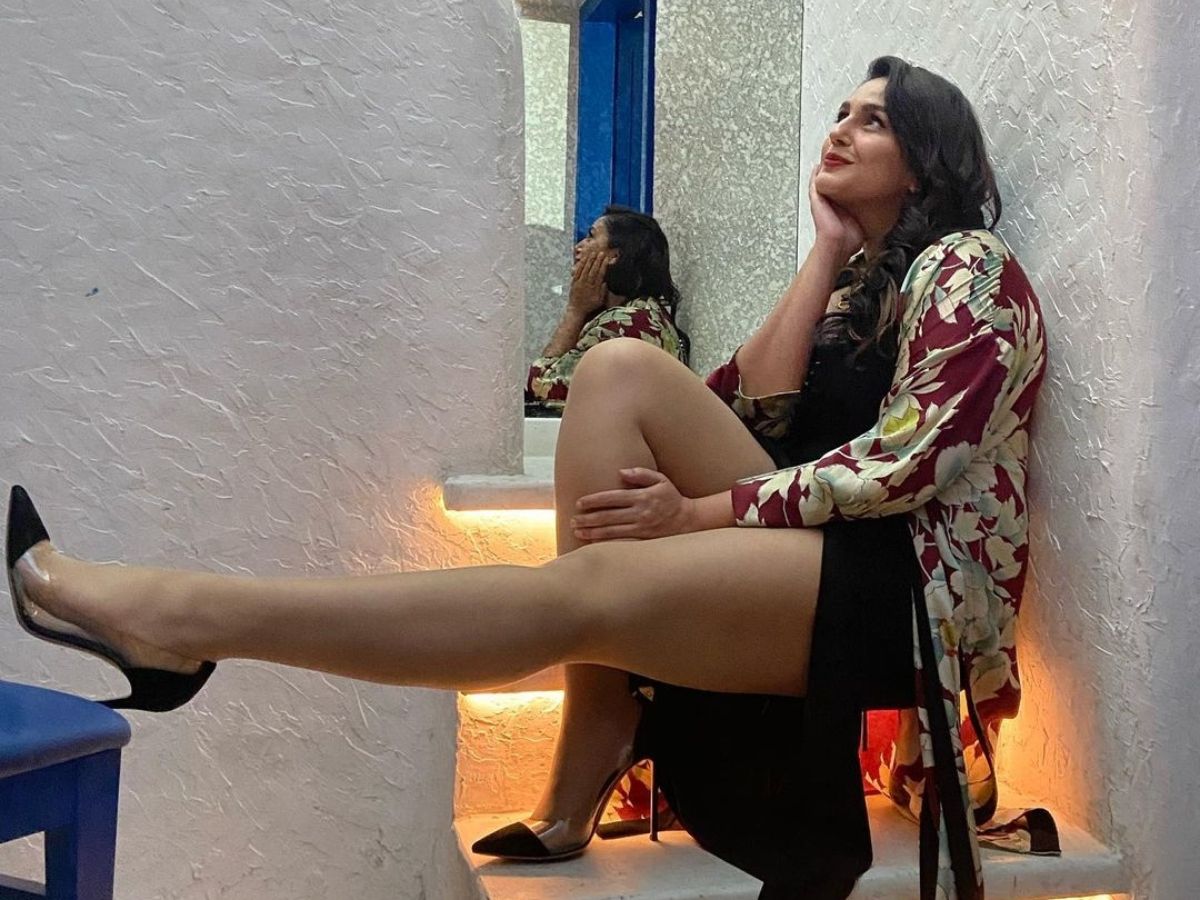 Effortless Chic in Black Mini