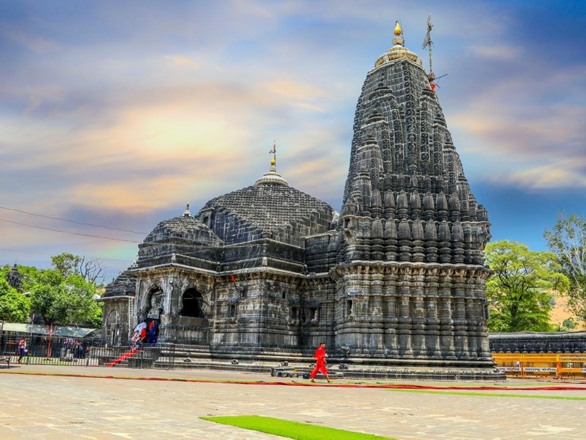 Trimbakeshwar Shiva Temple - Nashik