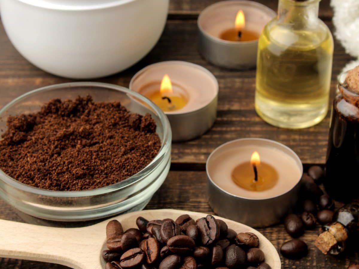 Coffee and Coconut Oil Scrub