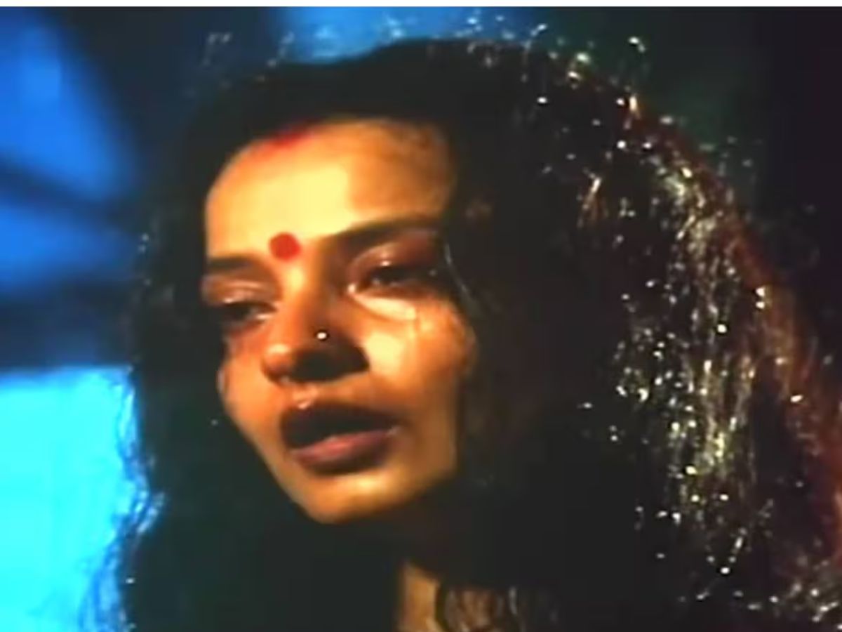 What was Rekha’s take on Controversies?