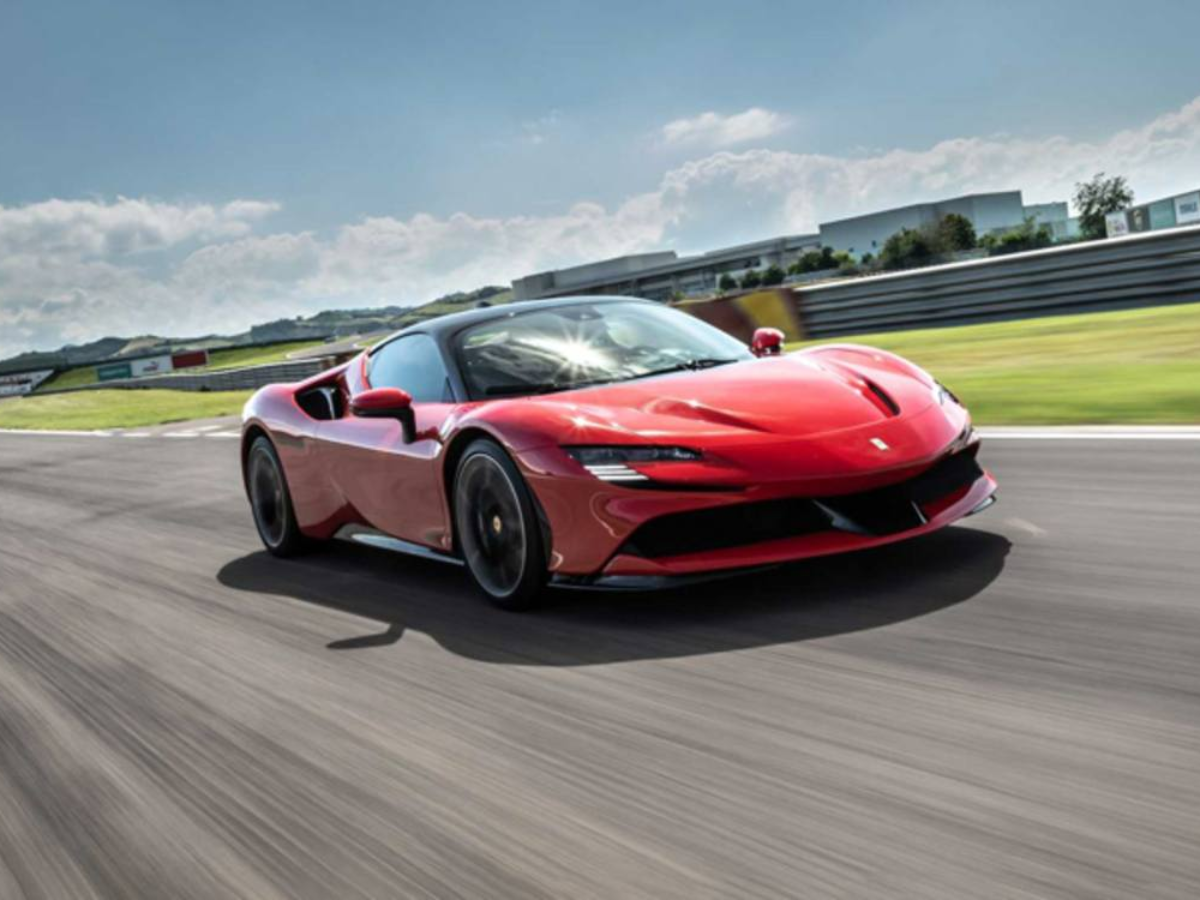 Lamborghini Revuelto (₹8 Crore)