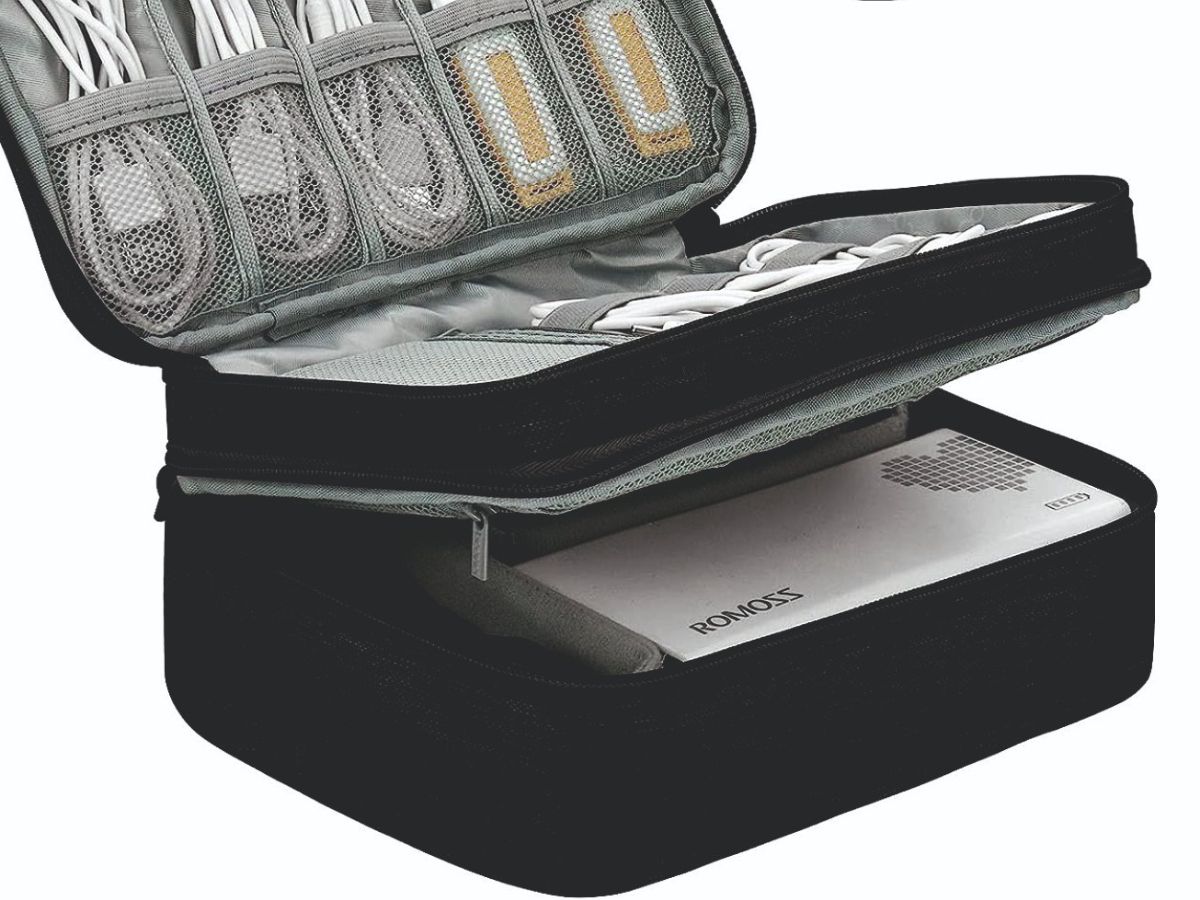 Travel Tech & Chargers