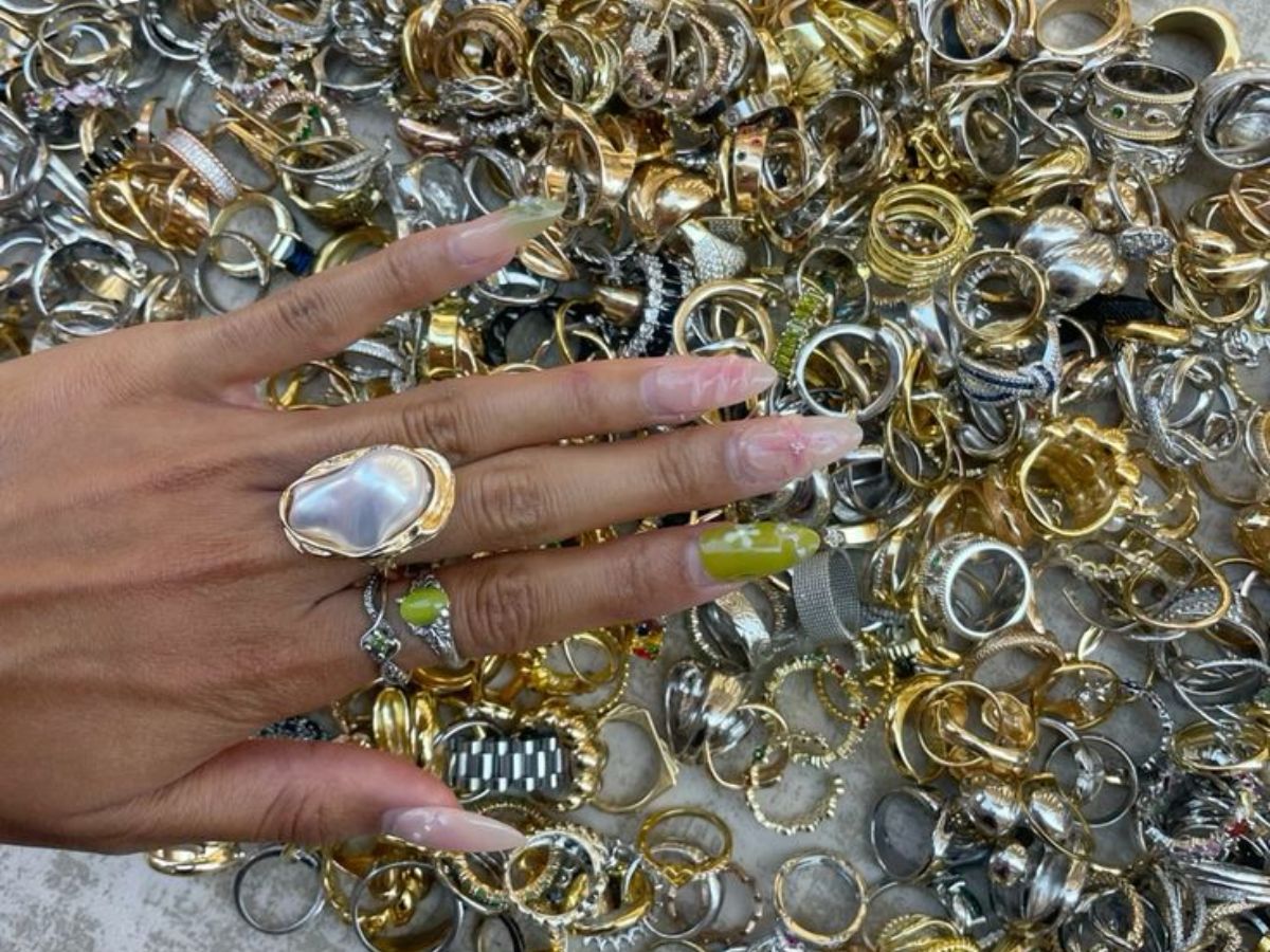 Thrift Market Shopping