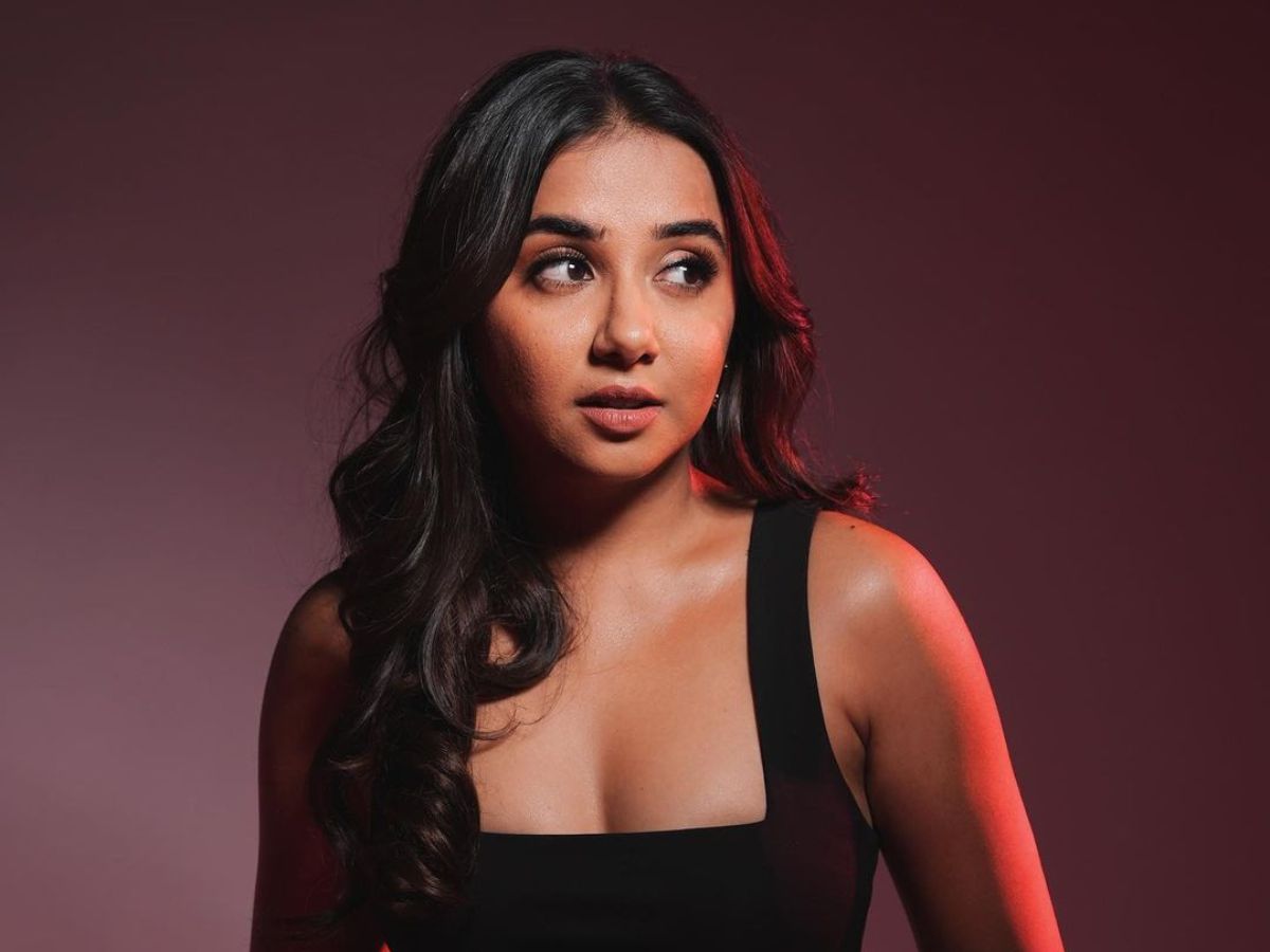 From 'MostlySane' to International Popularity