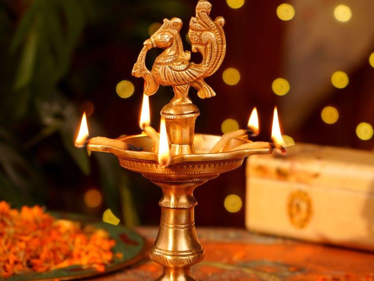 Diya (Oil Lamp)
