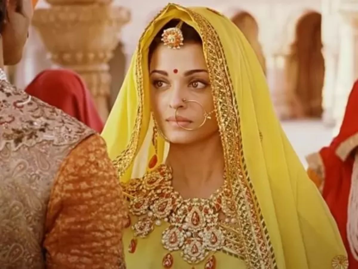 Jodhaa Akbar (2008)